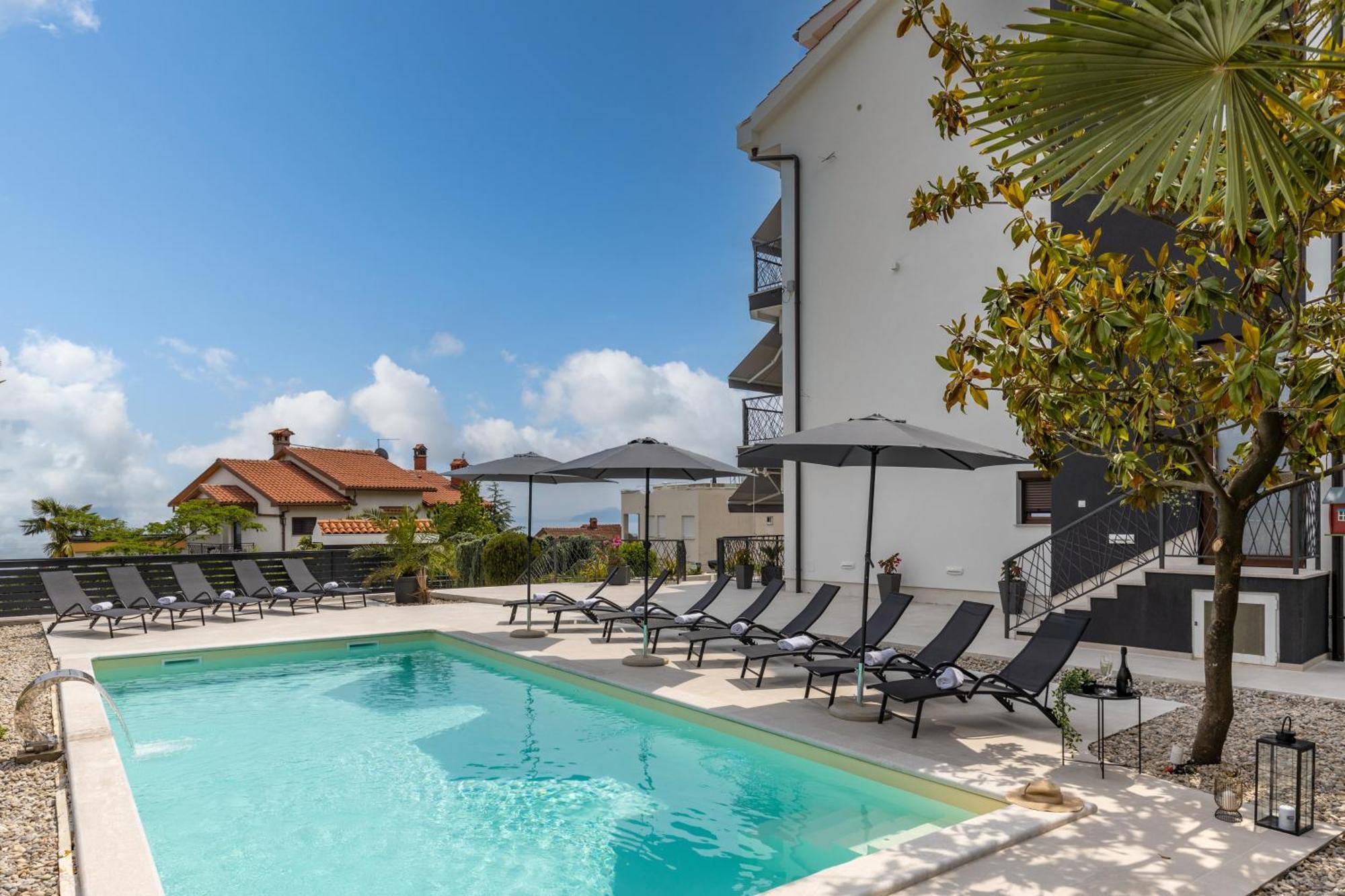 Villa Adriatic, Apartment Rebecca With Heated Swimming Pool, Sew View, Childrens Playground Ičići Eksteriør bilde